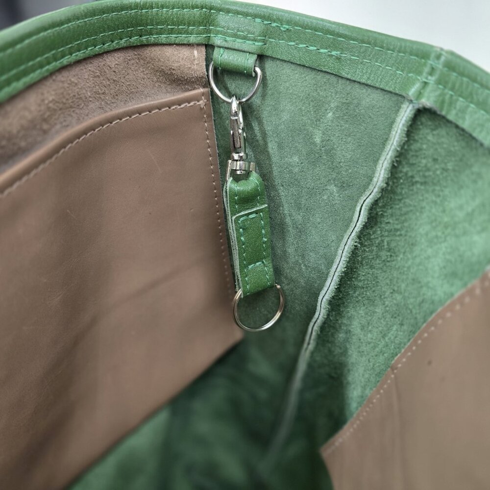 Handmade Grass Green Leather Tote Bag - Picture 13 of 16